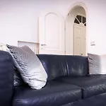 Design - Bymyhomeincomo