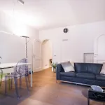 Design - Bymyhomeincomo Como