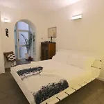 Design - Bymyhomeincomo *