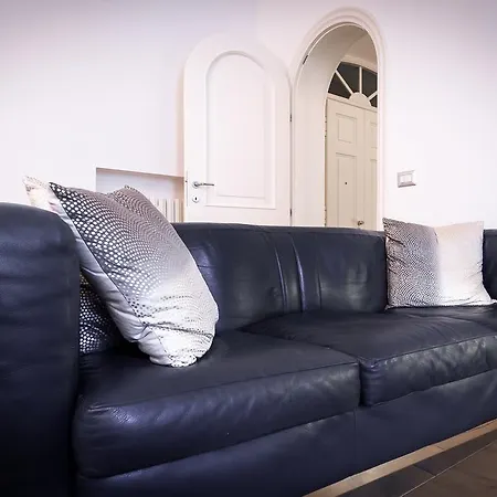 Design - Bymyhomeincomo Como