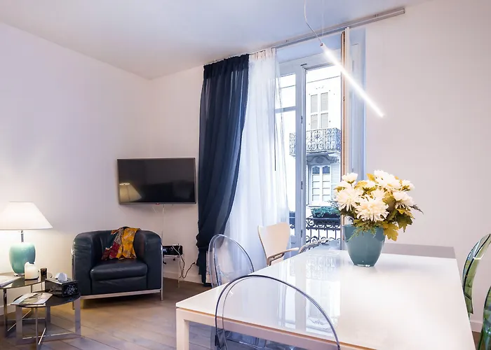 Appartement Design - Bymyhomeincomo Como