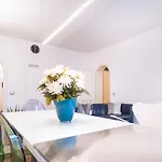 Design - Bymyhomeincomo コモ